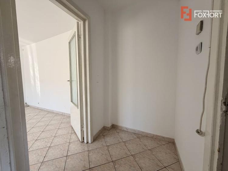 Apartament cu 2 camere semidecomandat în Șagului