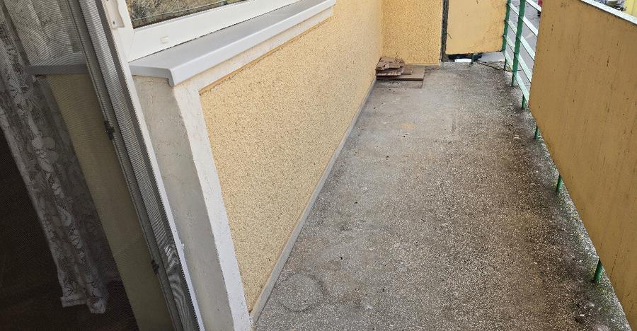 Vand sau inchiriez apartament 4 camere in Deva, Pieta Centrala, et. 3 - 9