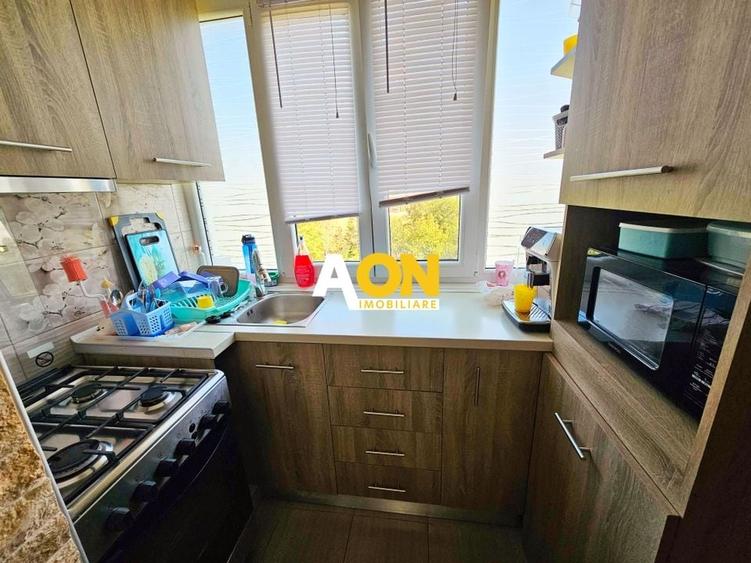 Apartament cu 2 dormitoare, etaj 3, mobilat, utilat, cu boxa, Ampoi 1 - 2