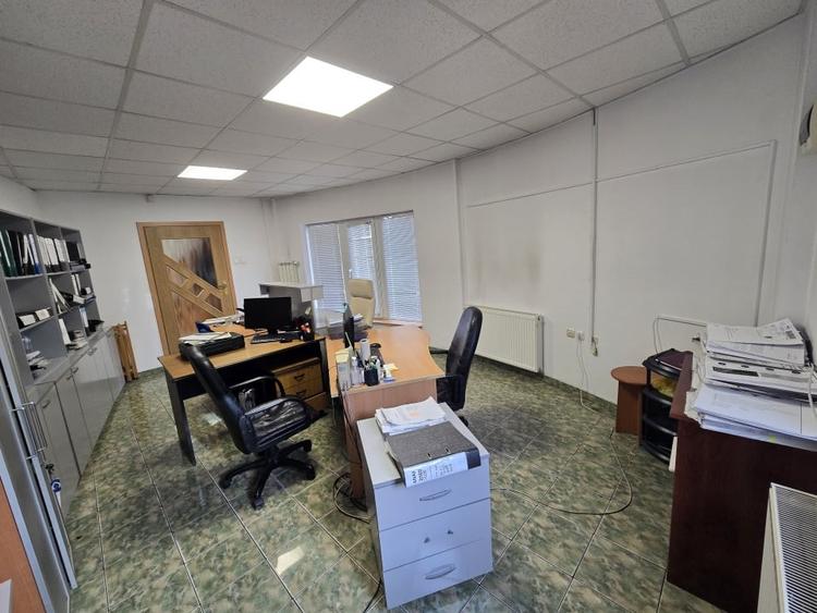 Casa la curte individuala Sector 4 (M Eroii Revolutiei) - 5