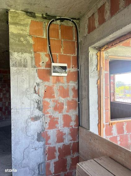 Vand casa 4 camere in Simila vis-a-vis de floraria trandafirul - 8