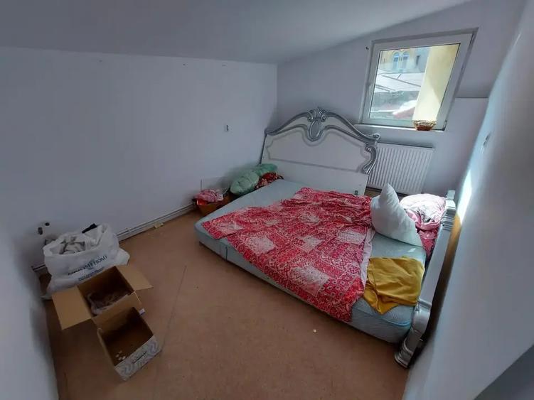 Casa 7 camere P+2 ,1990 / Mantuleasa - Coposu - Armeneasca /Comision 0 - 24