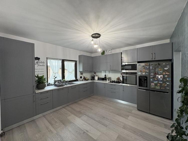 🏡 Proprietar – casă modernă P+M în Șag, teren 671 mp, mobilată și utilată - 3