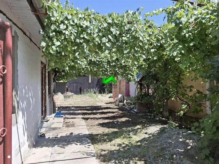 Casa de vanzare teren 1400mp Sibiu Cristian - 1