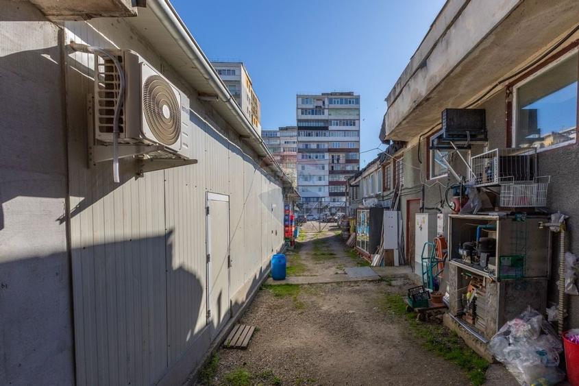 Spatiu comercial de 241 mp de vanzare+ teren 405 mp, zona Cornisa - 7