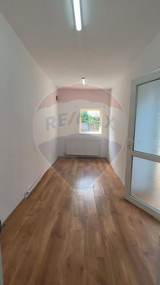 Casa cu teren de vanzare in zona Nord-Est Galati - 11