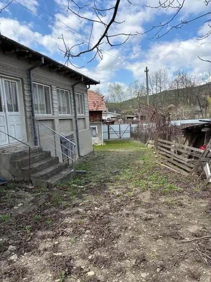 casa 120 mp cu teren agricol 3384 mp, com.Barsanesti, jud.Bacau - 5