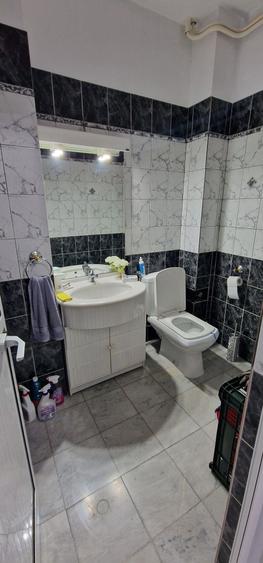 Coiciu, o vila construita pe cadre de beton, bine compartimentata. - 9