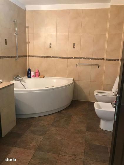 Vila P+2 in zona ultracentrala,pretabil locuinta,birouri. - 1