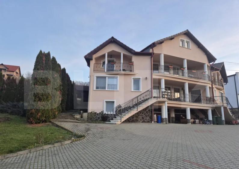 Casa de vanzare in Corunca, ideala pentru 2 familii sau pens - 5