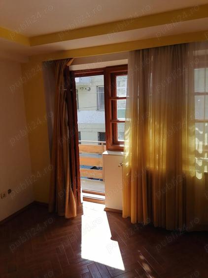 De vanzare sau inchiriere spa?iu 300 - 8