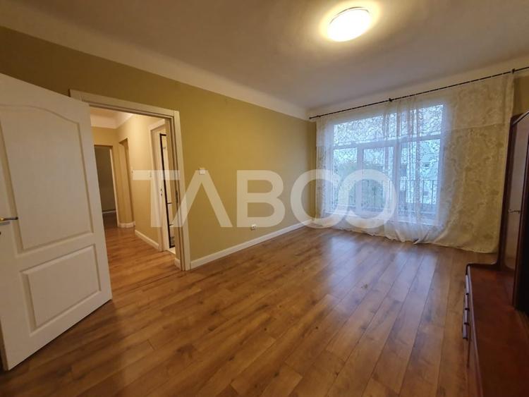 Apartament 2 camere decomandat etaj 1 zona Negoiu bloc de caramida - 1