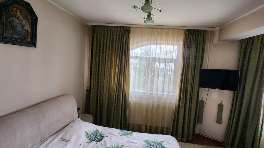 Vila P+ 1 ,Zona Medeea spre Cet , teren 360 mp - 13