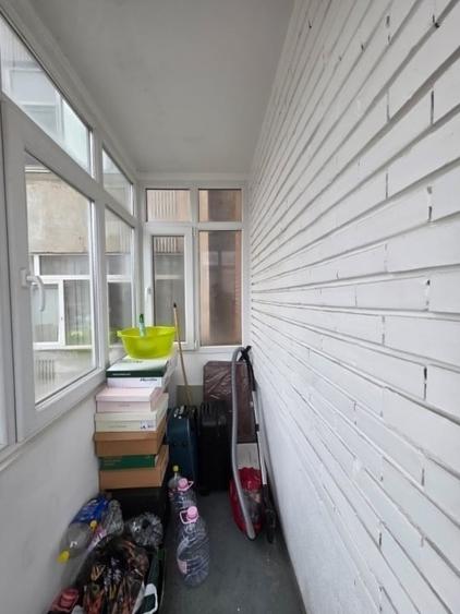 Etaj 1-Tg.Cucu-Pod de Fier -2 Camere Decomandat 72mp-bloc 86' - 3