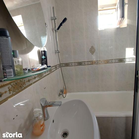 Bld Basarabia- str Bucovina- parc IOR- etaj 4/4 - 3