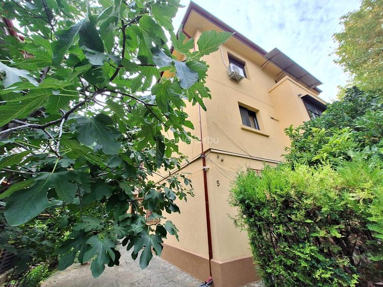 Vanzare apartament 3 camere zona Cotroceni / Sf. Elefterie, parter Vanzare apartament 3 camere zona Cotroceni / Sf. Elefterie, parter