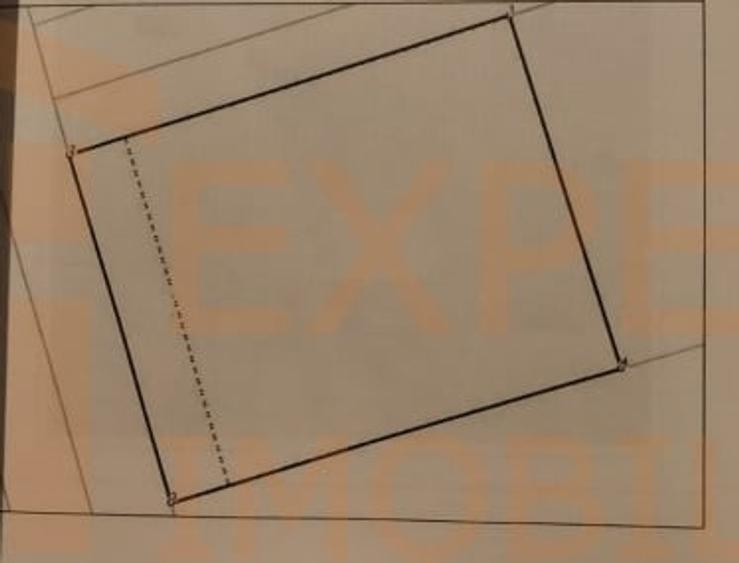 Teren intravilan Lazu, 421 mp, deschidere 20 ml, fundatie existenta - 2