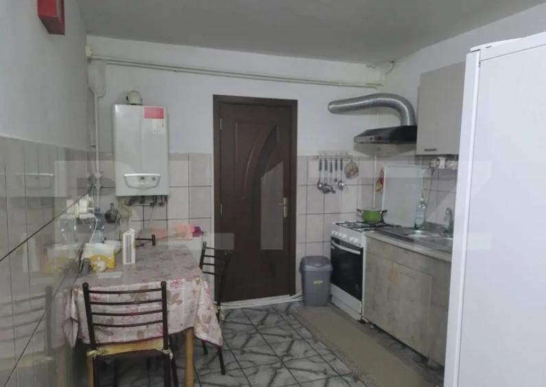 Apartament 4 camere, decomandat, 78 mp, zona Ramiro - 3