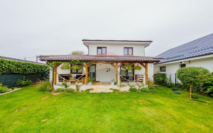 CASA = ACASA in Tautii Magheraus - 3