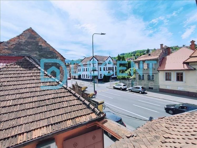 Apartament  in casa 5 camere, Brasov - 2