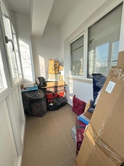 Etaj 2 - 4 camere decomandat - doua bai - doua balcoane - Dacia - 13