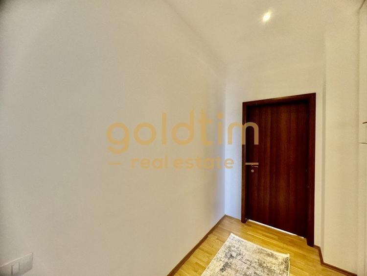 UNC/ PENTHOUSE/ TERASA 370 mp/SUPERB/ PRIVELISTE/INALTIME CAMERE3,5/2 PARCARI - 30