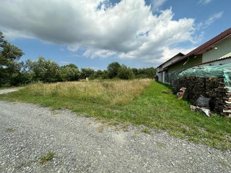 Teren intravilan de constructii - deschidere la 2 strazi 24 ml / 40 ml Selimbar - 4