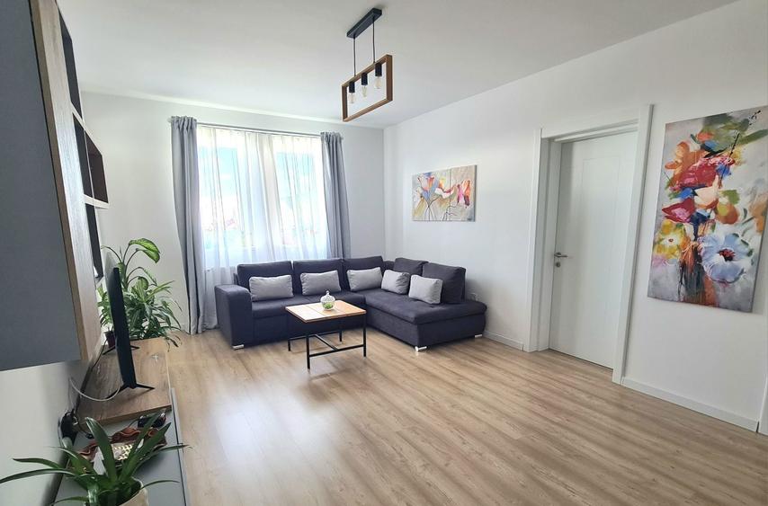 Vand apartament 2 camere in Sibiu - Lazaret, Henri Coanda, Vasile Aaron - 1