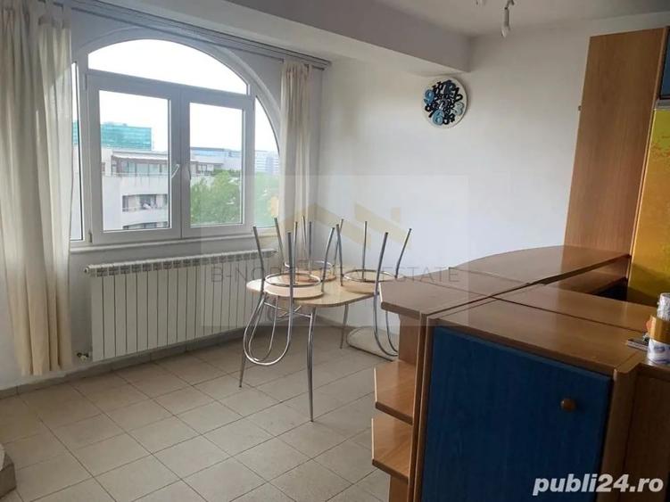 Apartament 4 camere de inchiriat, decomandat, cu loc de parcare, ideal pentru familie - 3