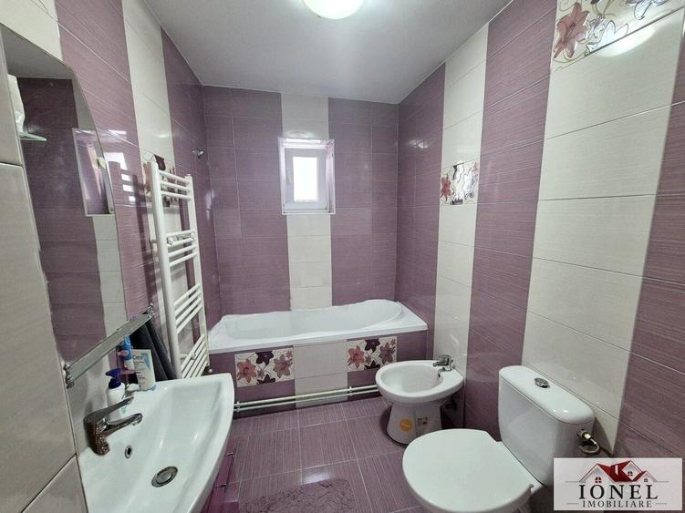 Casa de vanzare in comuna Vintu de Jos - 4