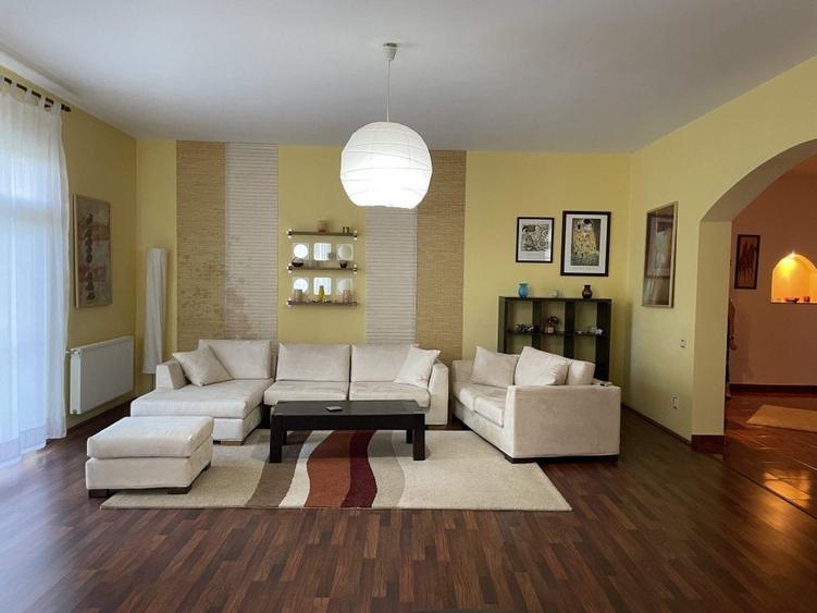 3 cam, 160mp,et.1,bloc privat, ultracentral - 11