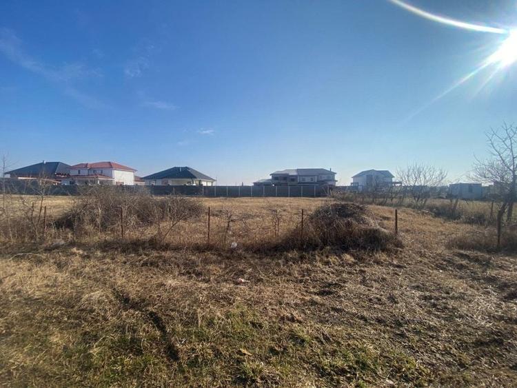 Teren 629 mp cu front stradal de 21 ml- Calea Buziasului - 1