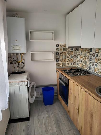 Inchiriere casa la curte - 1