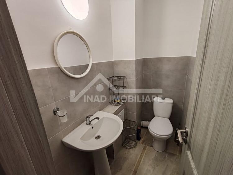 Apartament cu 3 camere, 80 mp, 2 bai, zona Centrala (Piata Cipariu) - 12