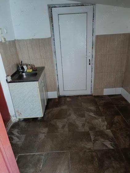 Inchiriez casa batraneasca - 6