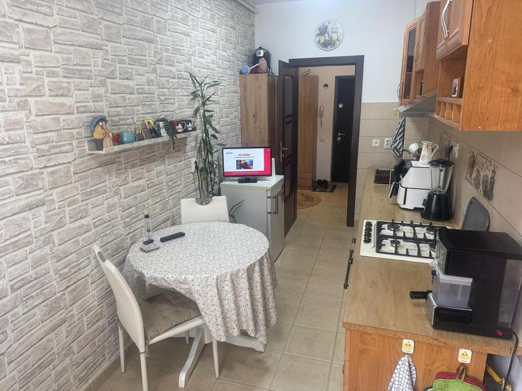 Prelungirea Ghencea 2 camere decomandat 63 mp,complex Latin!! - 10