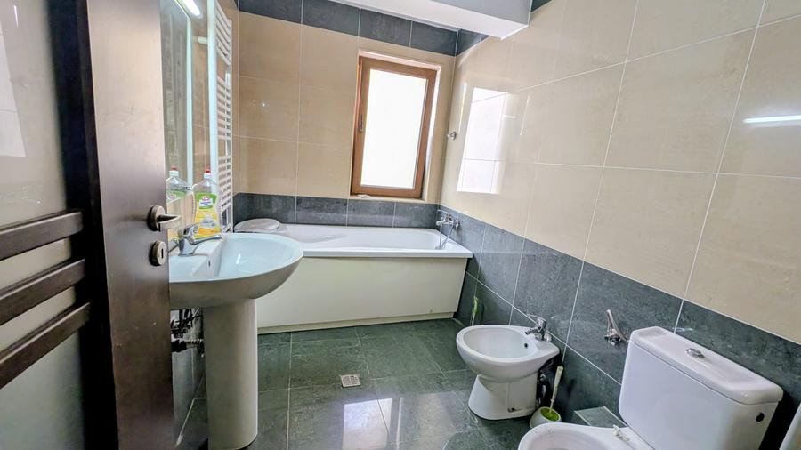 Bloc S+P+2E+M stradal,13 apt/birouri,instit.invatamant,airb&b,comerciale,clinica - 38