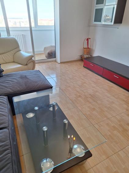 Apartament 2 camere decomandat - 400 euro/luna(Cod E2+E7) - 1