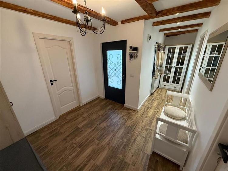 Casa renovata integral, 107 mp utili, teren 2400 mp – Paulesti, Vrancea - 9