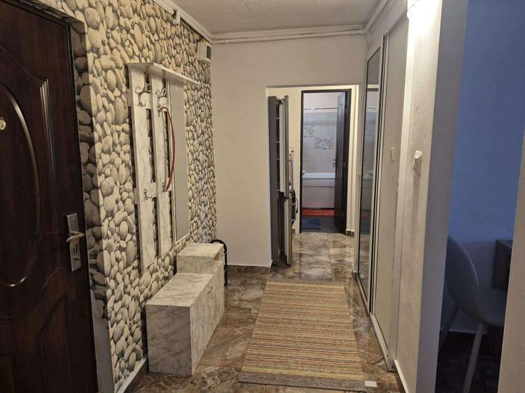 Inchiriez apartament 2 camere decomandat - 6