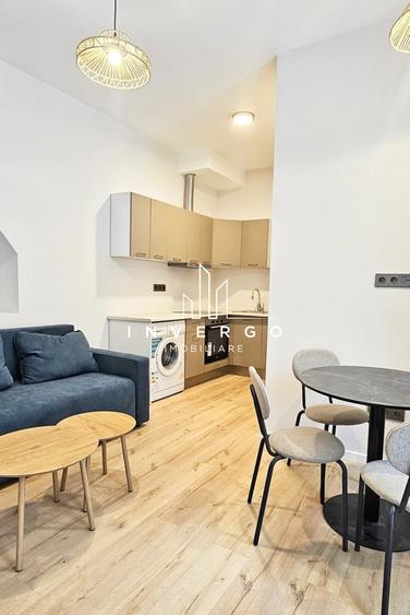 Apartament, 2 camere, de închiriat, în Centru - 1