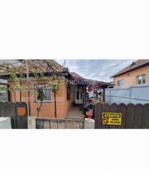 Casa cu teren generos in Apahida ideala pentru renovare sau Casa cu teren generos in Apahida ideala pentru renovare sau