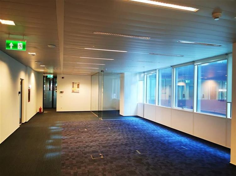 Hermes Business Campus - Spatii Birouri clasa A - 14