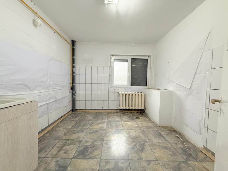 Spațiu Comercial 60 mp + 60 mp Subsol | Vad Comercial Micro 17 (Piață) - 11