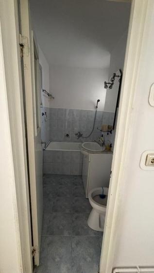 Vand apartament 3 camere zona Calea Bucurecti - 1