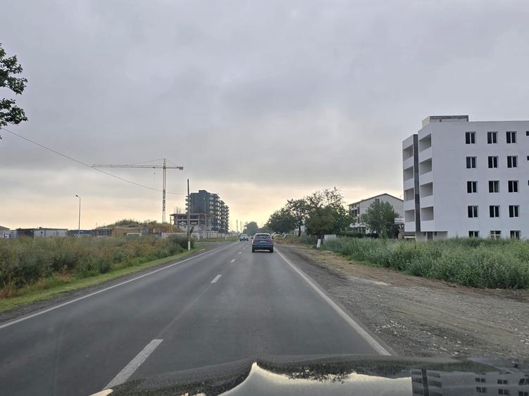 Teren de vanzare in Lazu la sos.Cumpenei - 11