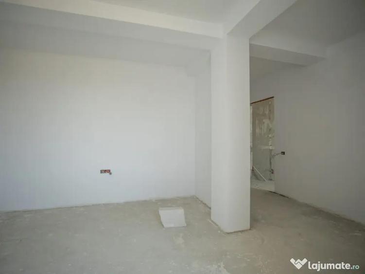 Vila situata in Palazu Mare zona Elvila - 3