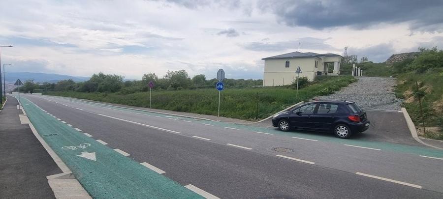 De inchiriat (vanzare) casa pe Valea Fanatelor 300 mp - 1