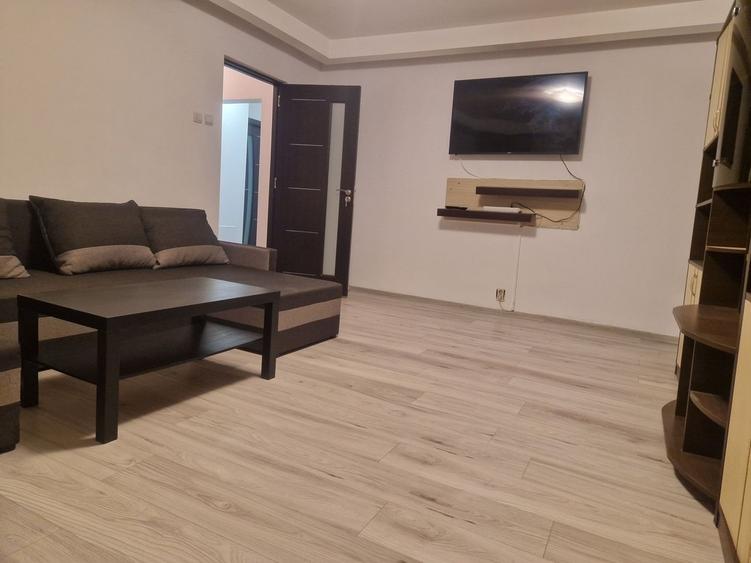 Inchiriere apartament 3 camere Uverturii Militari - 6