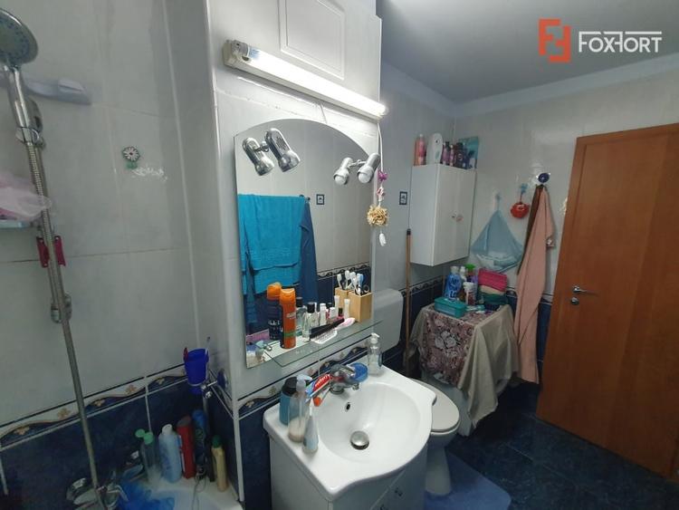 Apartament cu 3 camere semidecomandat în Kiriac